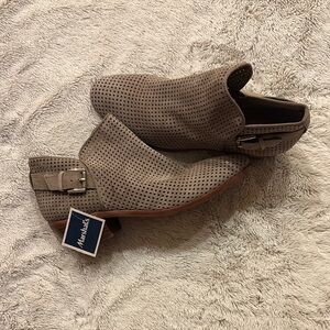 Sam Edelman Tan Ankle Booties with Perforated Design